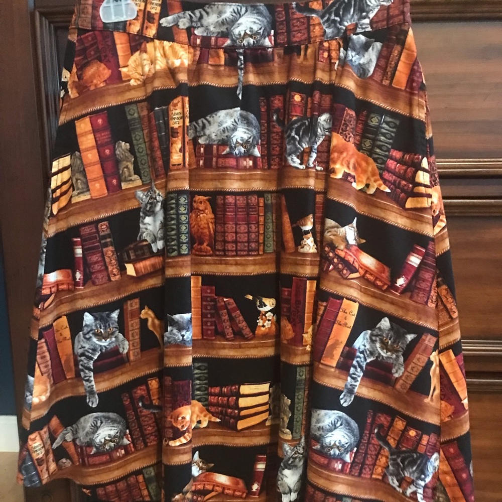 ModCloth Retrolicious cat skirt